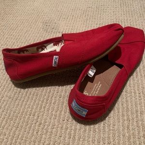 Red Toms